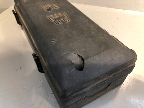 Discovery 2 Fuse Box and Cover Engine Bay YQE000300 Land Rover L06085