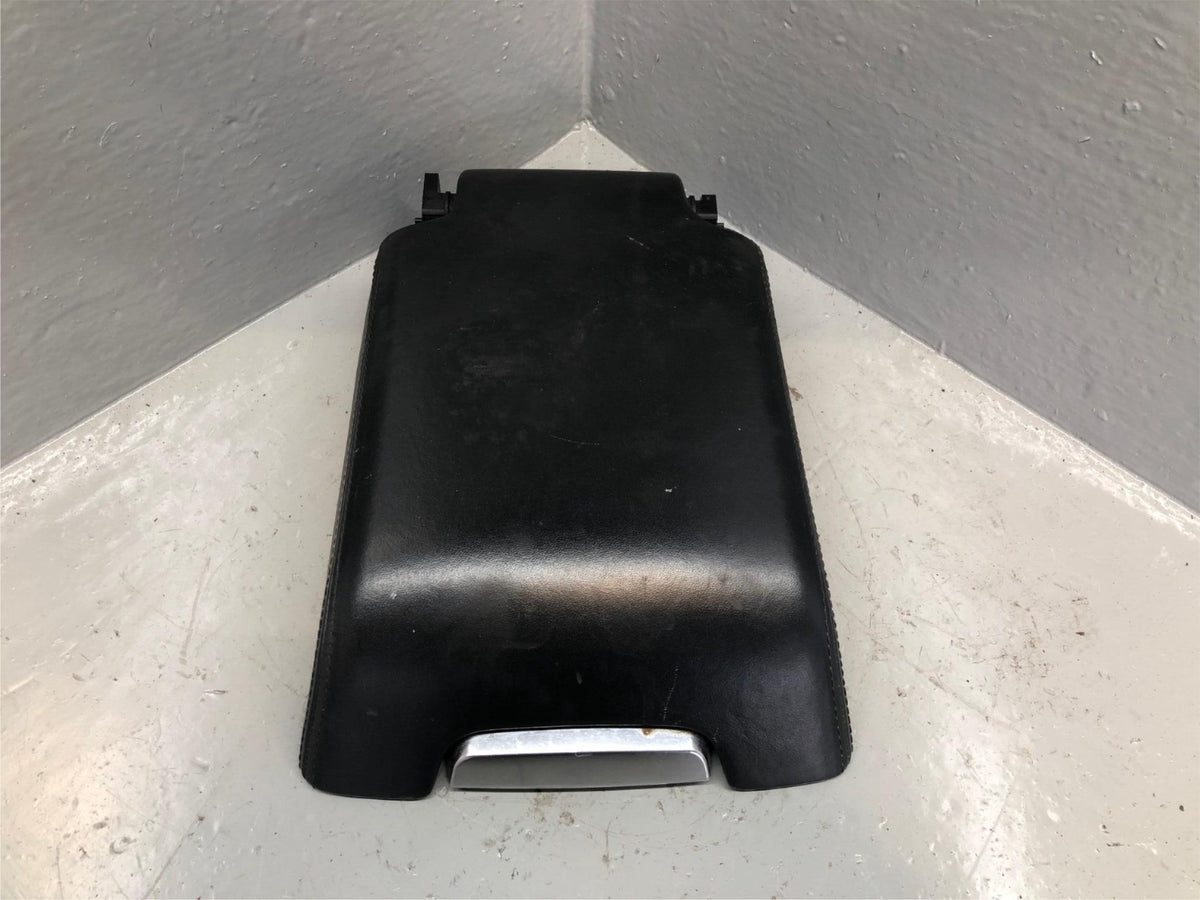 Range Rover Sport Centre Console Arm Rest Lid with Catch Black Land Rover R04036