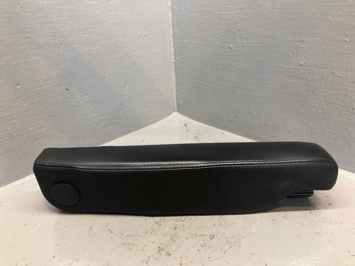 Range Rover Sport Armrest Black Leather Near Side Front Passenger L320 R04036