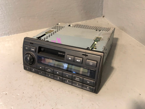 Discovery 2 Stereo Head Unit Radio Cassette Player XQD000110LNF Alpine