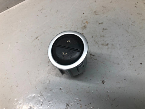 Range Rover L322 Electric Glove Box Release Switch Facelift 2006 to 2010 K11056