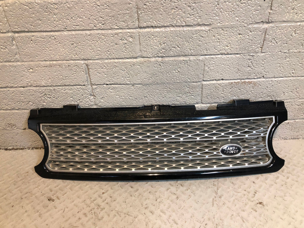 Range Rover L322 Grille Front Facelift Black Land Rover 2005 to 2010 R14115