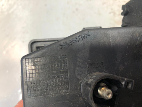 Range Rover P38 Fuse Box Under Bonnet 4.6 V8 Gems 1994 to 1998