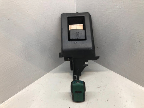 Range Rover L322 Venture Camera with Dash Mounted Charger 2002 to 2010 R08105