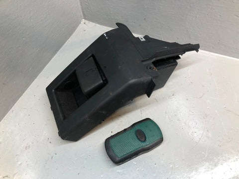 Range Rover L322 Venture Camera with Dash Mounted Charger 2002 to 2010 R08105