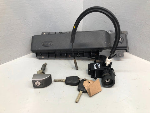 Range Rover L322 Ignition Barrel with Key Lock Set TD6 2002 to 2006 R08105