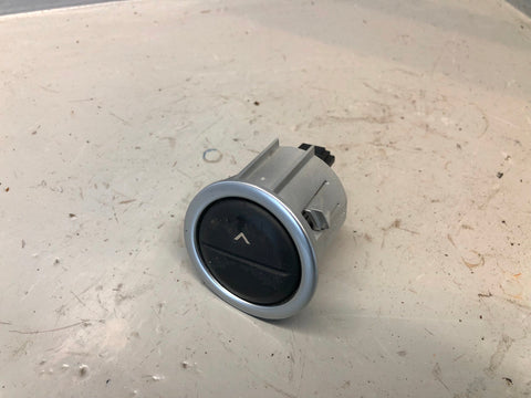 Range Rover L322 Electric Glove Box Release Switch Facelift 2006 to 2010 R14115