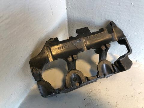 Discovery 4 Injector Cover Left 3.0 TDV6 9X2Q-9U550-AC Land Rover 2009 to 2016