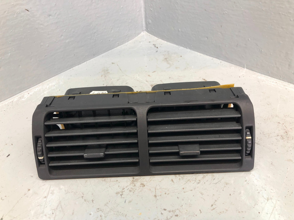 Range Rover P38 Air Vents Centre Dashboard Black 1994 to 2002