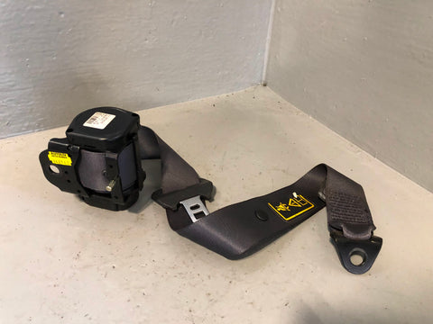 Discovery 2 Seat Belt Centre Rear in Grey Land Rover 1998 to 2002