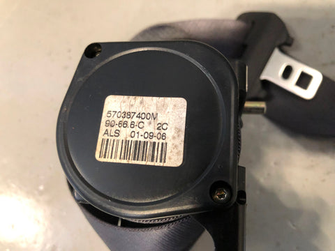 Discovery 2 Seat Belt Centre Rear in Grey Land Rover 1998 to 2002