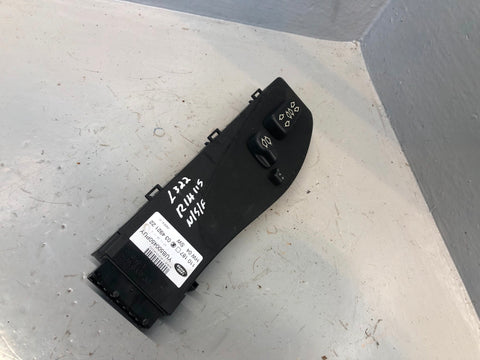 Range Rover L322 Electric Seat Switch Pack Near Side Front YUB500450PUY