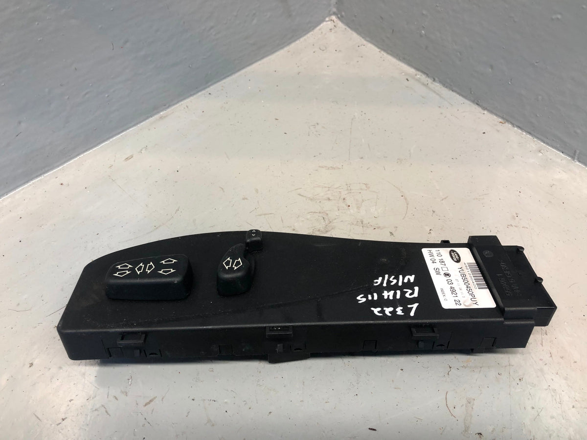 Range Rover L322 Electric Seat Switch Pack Near Side Front YUB500450PUY