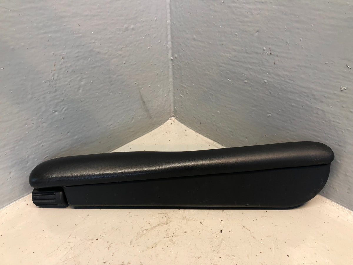 Range Rover L322 Armrest in Black Off Side Front 2006 to 2009 R14115