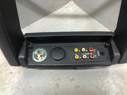 Range Rover L322 Centre Console Rear AV Ports Aux 12v Sockets XVN500020