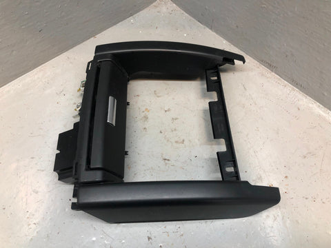 Range Rover L322 Centre Console Rear AV Ports Aux 12v Sockets XVN500020