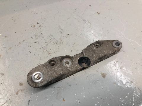 Air Con Compressor Bracket Discovery 4 Range Rover Sport 3.0 TDV6 Land Rover