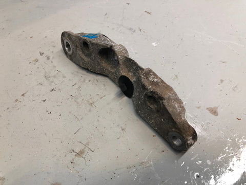 Air Con Compressor Bracket Discovery 4 Range Rover Sport 3.0 TDV6 Land Rover