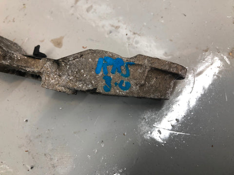 Air Con Compressor Bracket Discovery 4 Range Rover Sport 3.0 TDV6 Land Rover