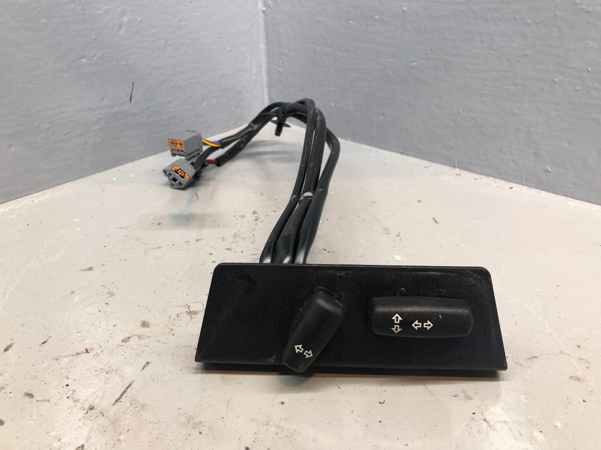Freelander 2 Electric Seat Switch Near Side Front YUB500250PVJ Land Rover