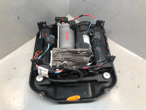 Range Rover L322 Air Suspension Compressor Pump AMK RQU500302 K11056