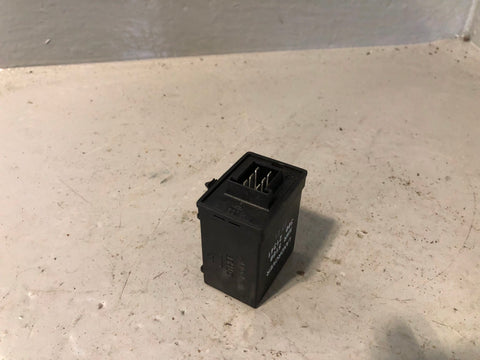 Discovery 2 Heated Seat Relay Module AWR5160 Land Rover 1998 to 2004