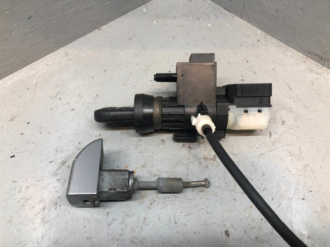 Range Rover L322 Ignition Barrel with Key Lock Set 4.2 V8 2006 to 2009 K11056
