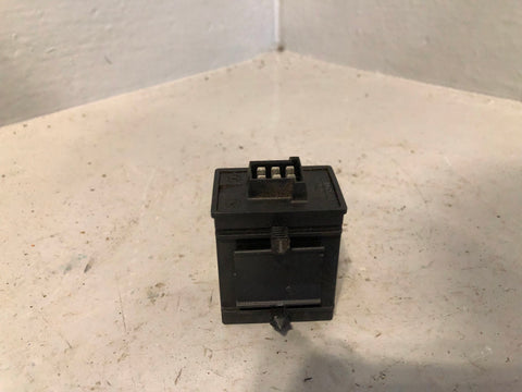 Discovery 2 Heated Seat Relay Module AWR5160 Land Rover 1998 to 2004
