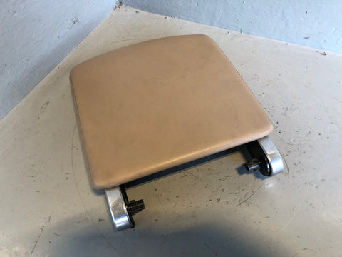 Range Rover L322 Centre Console Front Arm Rest Lid Beige 2006 to 2012 L04114
