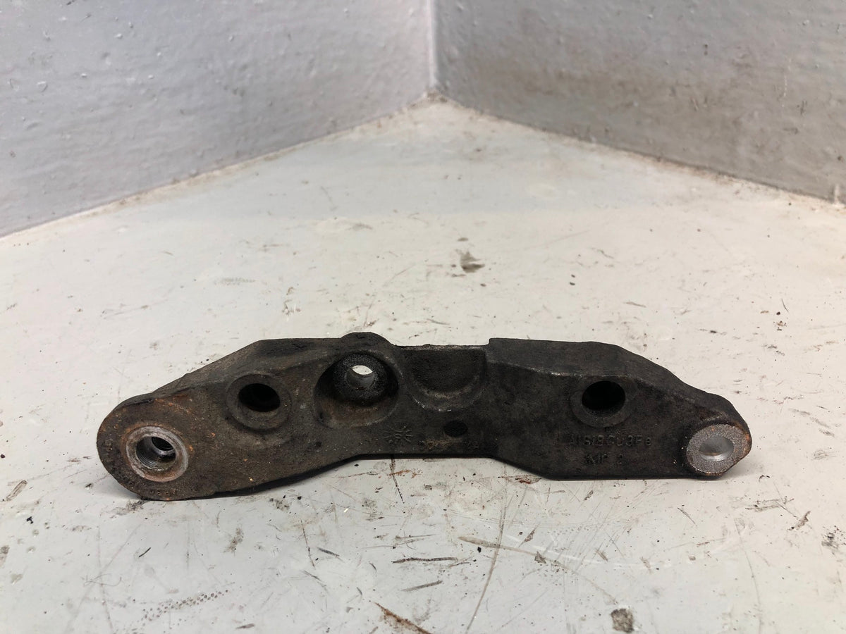 Jaguar XF Air Con Condition Compressor Bracket 3.0 TDV6 X250 2009 To 2015