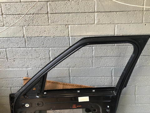 Range Rover L405 Door Off Side Front Bare in Causeway Grey LRC 950 2013 to 2017