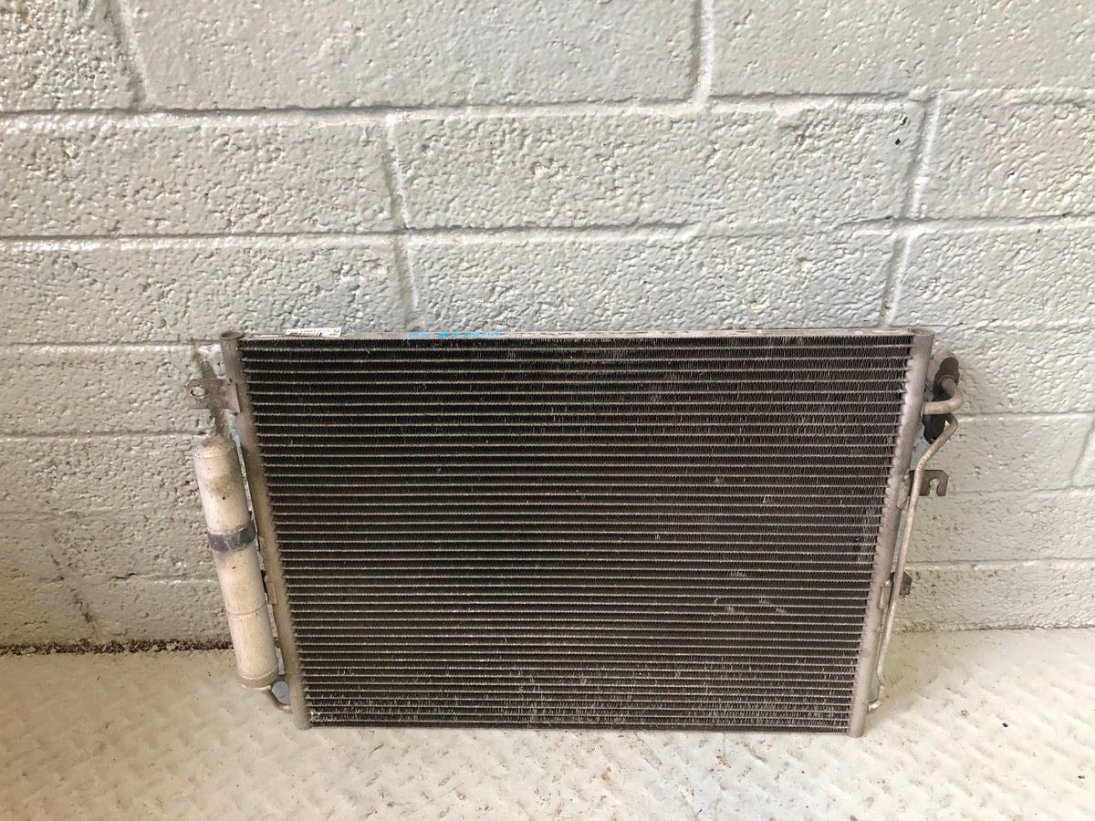 Discovery 3 Air Con Condenser Radiator A/C 2.7 TDV6 Land Rover 2004 to 2009