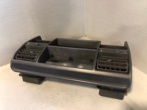 Discovery 2 Centre Air Vents Dashboard Panel Grey Land Rover 1998 to 2002 L06085