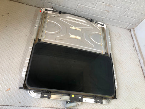 Range Rover L322 Sunroof Glass Cartridge Frame Assembly 2002 to 2012 R14115