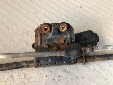 Range Rover P38 Front Wiper Motor and Linkage Assembly 1994 to 2002