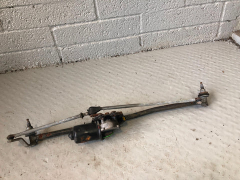 Range Rover P38 Front Wiper Motor and Linkage Assembly 1994 to 2002