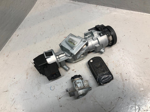 Discovery 3 Lock Set Ignition Barrel Lock with 1 x Key Fob Land Rover K05115