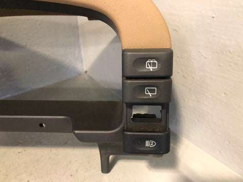 Discovery 2 Instrument Surround Speedo in Beige Land Rover 1998 to 2004 L06085