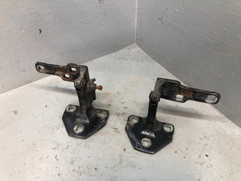 Range Rover L405 Tailgate Hinges Lower Pair Boot 2013 to 2017 Land Rover