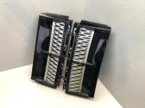 Range Rover L322 Wing Side Grilles Vents Java Blck 2002 to 2009 R14115