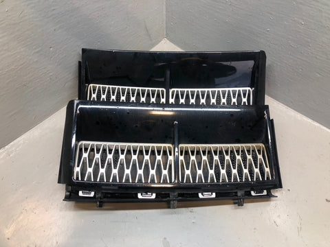 Range Rover L322 Wing Side Grilles Vents Java Blck 2002 to 2009 R14115