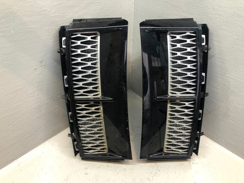 Range Rover L322 Wing Side Grilles Vents Java Blck 2002 to 2009 R14115
