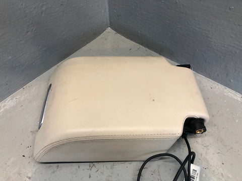 Range Rover Sport Centre Console Lid Armrest Leather Ivory 2009 to 2013 L09026