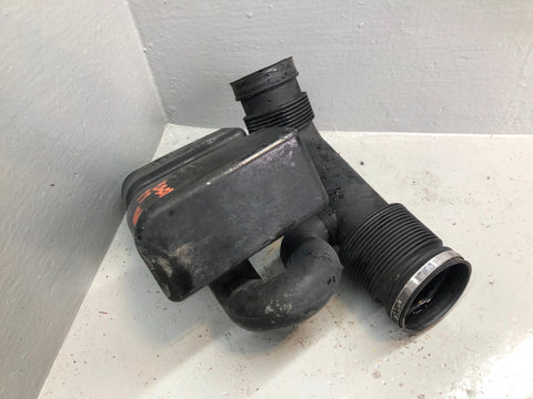 Range Rover P38 Air Intake Pipe Resonator ESR3850 4.6 V8 Gems 8 1994 to 1998