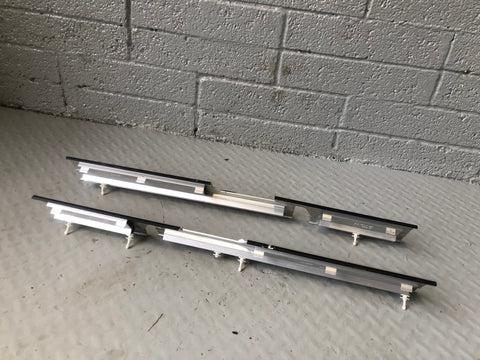 Range Rover L322 Kick Plates Full Set of 4 Aluminium Black 2002 to 2013 R31075