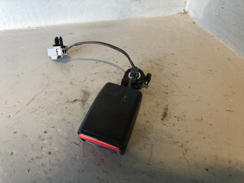 Range Rover L405 Seat Belt Buckle Clasp Off Side Rear 2013 to 2017