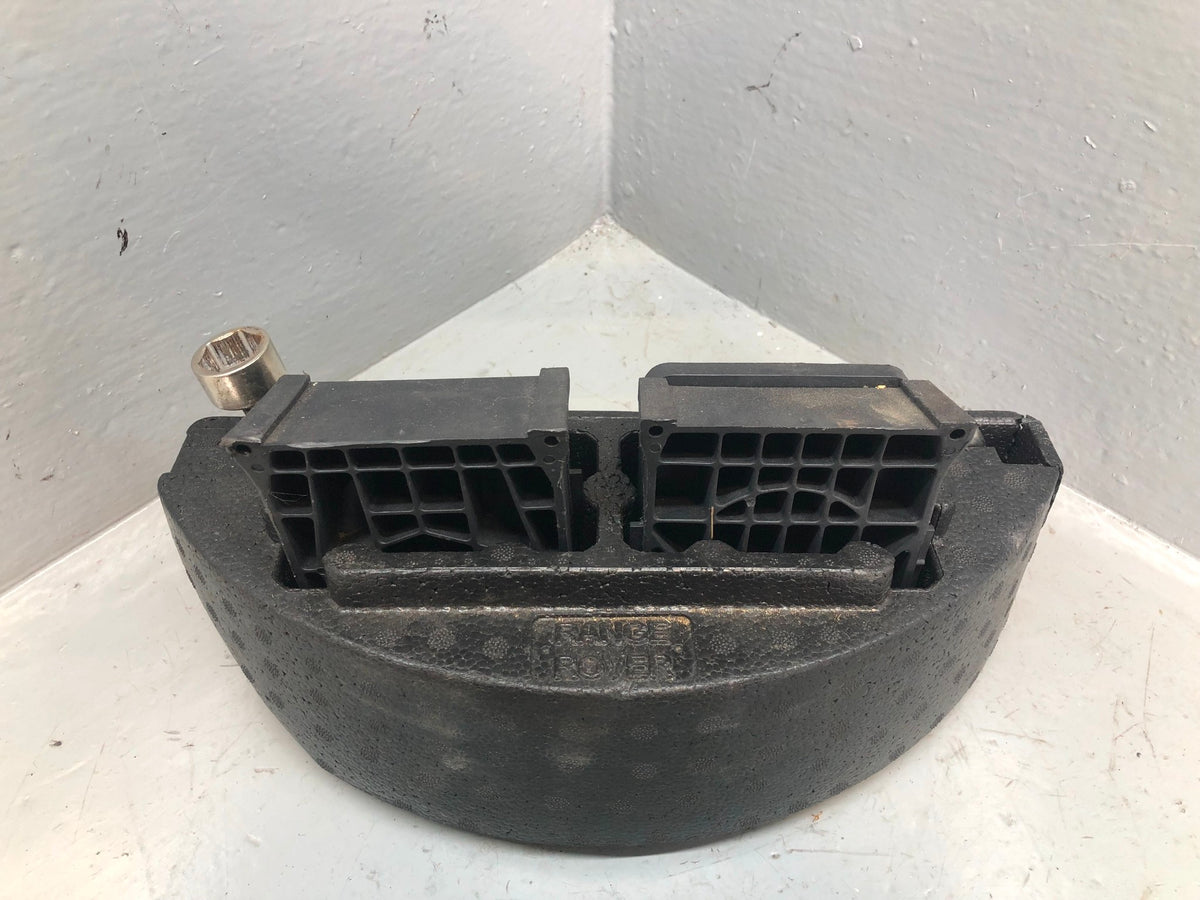 Range Rover L405 Tool Kit Foam Surround CPLA 17B043 AC 2013 to 2017 Land Rover