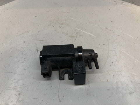 Range Rover L322 Vacuum Solenoid Valve 7 796 634 3.0 TD6 2002 to 2006 Land Rover