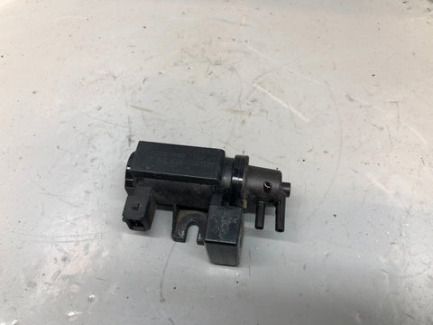 Range Rover L322 Vacuum Solenoid Valve 7 796 634 3.0 TD6 2002 to 2006 Land Rover