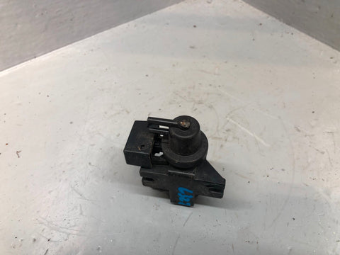 Range Rover L322 Vacuum Solenoid Valve 7 796 634 3.0 TD6 2002 to 2006 Land Rover